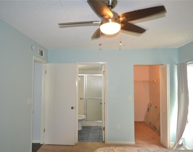 3232 Lake Pine Way E - Photo Thumbnail 36