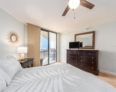 690 Island Way - Photo Thumbnail 18