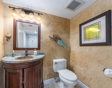 690 Island Way - Photo Thumbnail 15