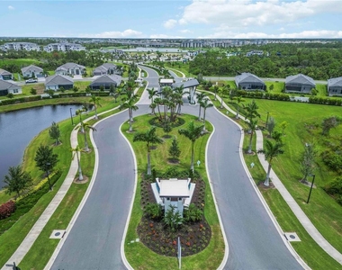17625 Opal Sand Drive - Photo Thumbnail 4