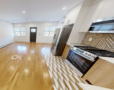 982 East 106th Street - Photo Thumbnail 2
