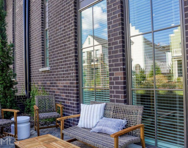 160 Glasgow Lane - Photo Thumbnail 1