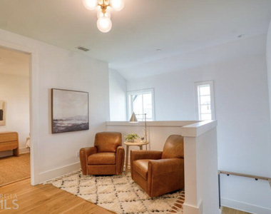 160 Glasgow Lane - Photo Thumbnail 14