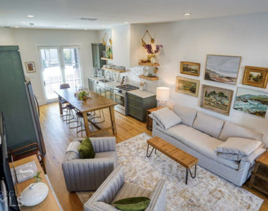 160 Glasgow Lane - Photo Thumbnail 4