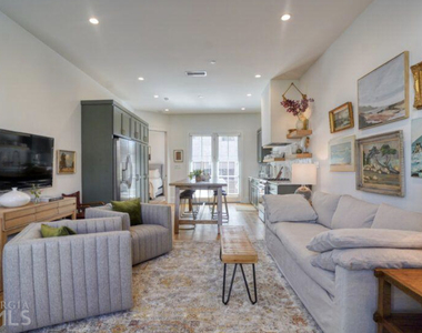 160 Glasgow Lane - Photo Thumbnail 7