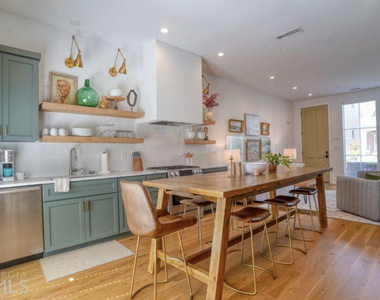 160 Glasgow Lane - Photo Thumbnail 11