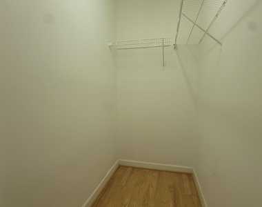 929 Morreene Road - Photo Thumbnail 11