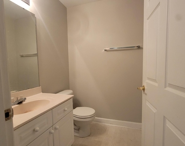929 Morreene Road - Photo Thumbnail 10