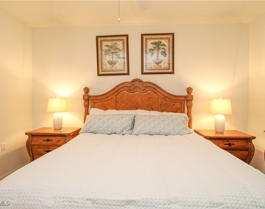 3820 Sawgrass Way - Photo Thumbnail 2