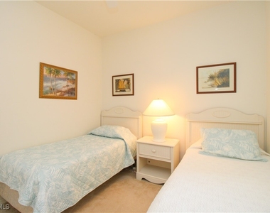 3820 Sawgrass Way - Photo Thumbnail 8