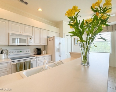 3820 Sawgrass Way - Photo Thumbnail 28