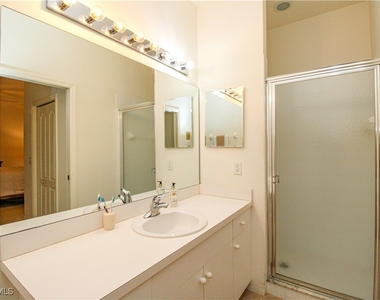 3820 Sawgrass Way - Photo Thumbnail 5