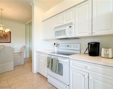 3820 Sawgrass Way - Photo Thumbnail 20