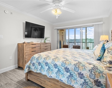 25901 Hickory Boulevard - Photo Thumbnail 15