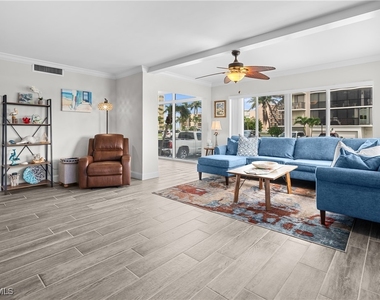 25901 Hickory Boulevard - Photo Thumbnail 12