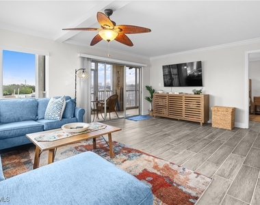25901 Hickory Boulevard - Photo Thumbnail 11