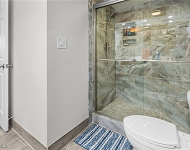 25901 Hickory Boulevard - Photo Thumbnail 17