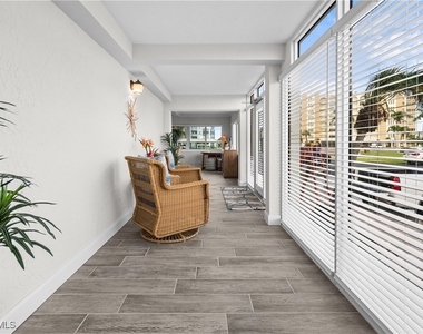 25901 Hickory Boulevard - Photo Thumbnail 13
