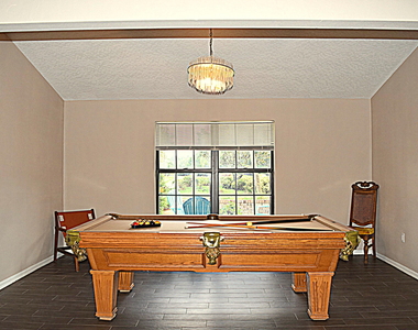 285 Utopia Circle - Photo Thumbnail 1