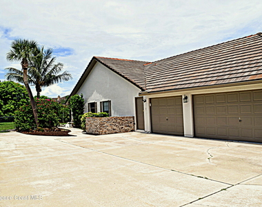 285 Utopia Circle - Photo Thumbnail 31