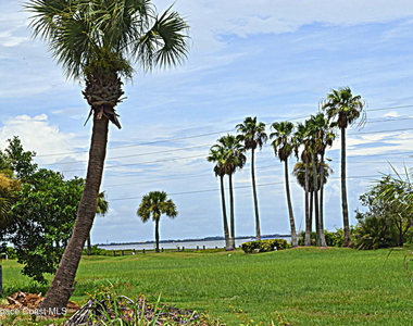 285 Utopia Circle - Photo Thumbnail 27