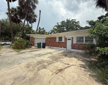215 S West Shore Boulevard - Photo Thumbnail 33