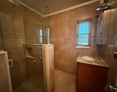 215 S West Shore Boulevard - Photo Thumbnail 21