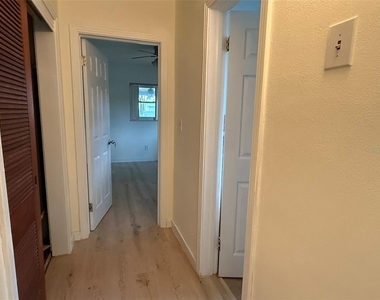 215 S West Shore Boulevard - Photo Thumbnail 7