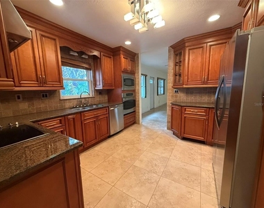 215 S West Shore Boulevard - Photo Thumbnail 20