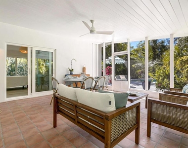 6979 Longboat Drive S - Photo Thumbnail 14