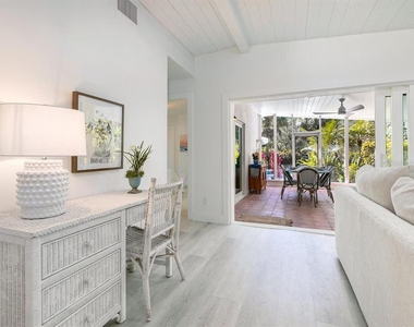 6979 Longboat Drive S - Photo Thumbnail 7