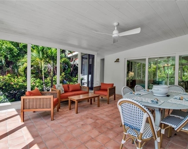 6979 Longboat Drive S - Photo Thumbnail 29