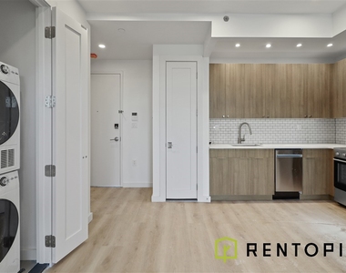 251 Front Street - Photo Thumbnail 1