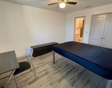 290 S Mcilhaney Street - Photo Thumbnail 2