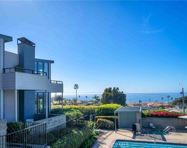 420 Palos Verdes Boulevard - Photo Thumbnail 32