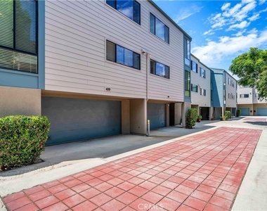 420 Palos Verdes Boulevard - Photo Thumbnail 38