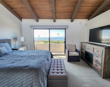 420 Palos Verdes Boulevard - Photo Thumbnail 18