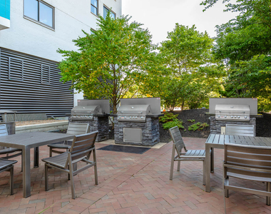 1 Emerson Place Suite 8n - Photo Thumbnail 27