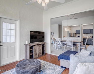 22 Tifton Way - Photo Thumbnail 14