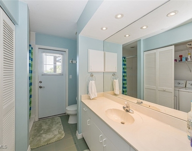 219 Copperfield Court - Photo Thumbnail 14