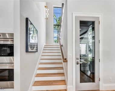 556 17th Avenue S - Photo Thumbnail 25