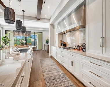 556 17th Avenue S - Photo Thumbnail 16