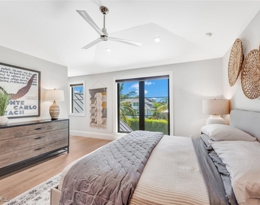 556 17th Avenue S - Photo Thumbnail 29