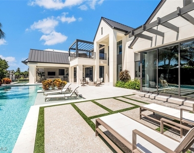 556 17th Avenue S - Photo Thumbnail 44