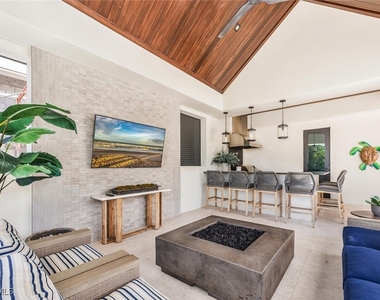556 17th Avenue S - Photo Thumbnail 41