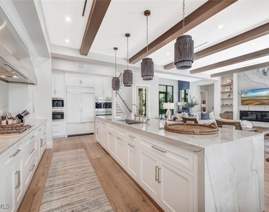 556 17th Avenue S - Photo Thumbnail 15