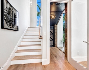 556 17th Avenue S - Photo Thumbnail 10