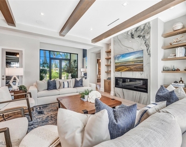 556 17th Avenue S - Photo Thumbnail 6
