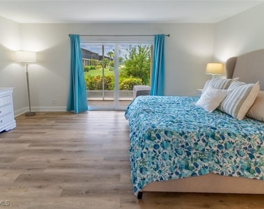 96 Glades Boulevard - Photo Thumbnail 13