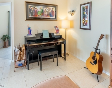 458 Countryside Drive - Photo Thumbnail 15